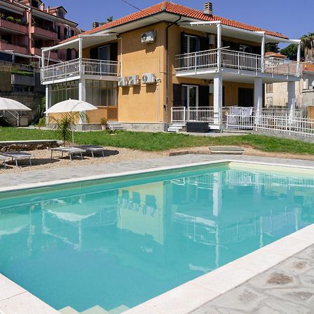 Il Gattino Di Porto - Apt 3 - Monolocale Veranda Piscina Imperia Kültér fotó