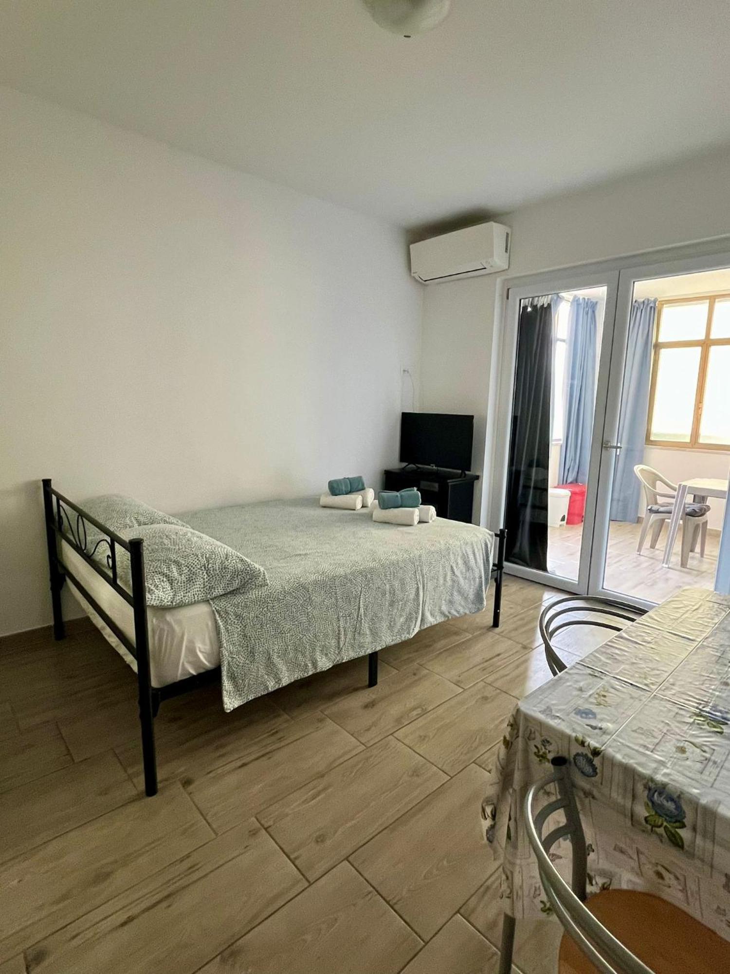 Il Gattino Di Porto - Apt 3 - Monolocale Veranda Piscina Imperia Kültér fotó